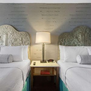 Queen Room Two Queen Beds Non-Smoking